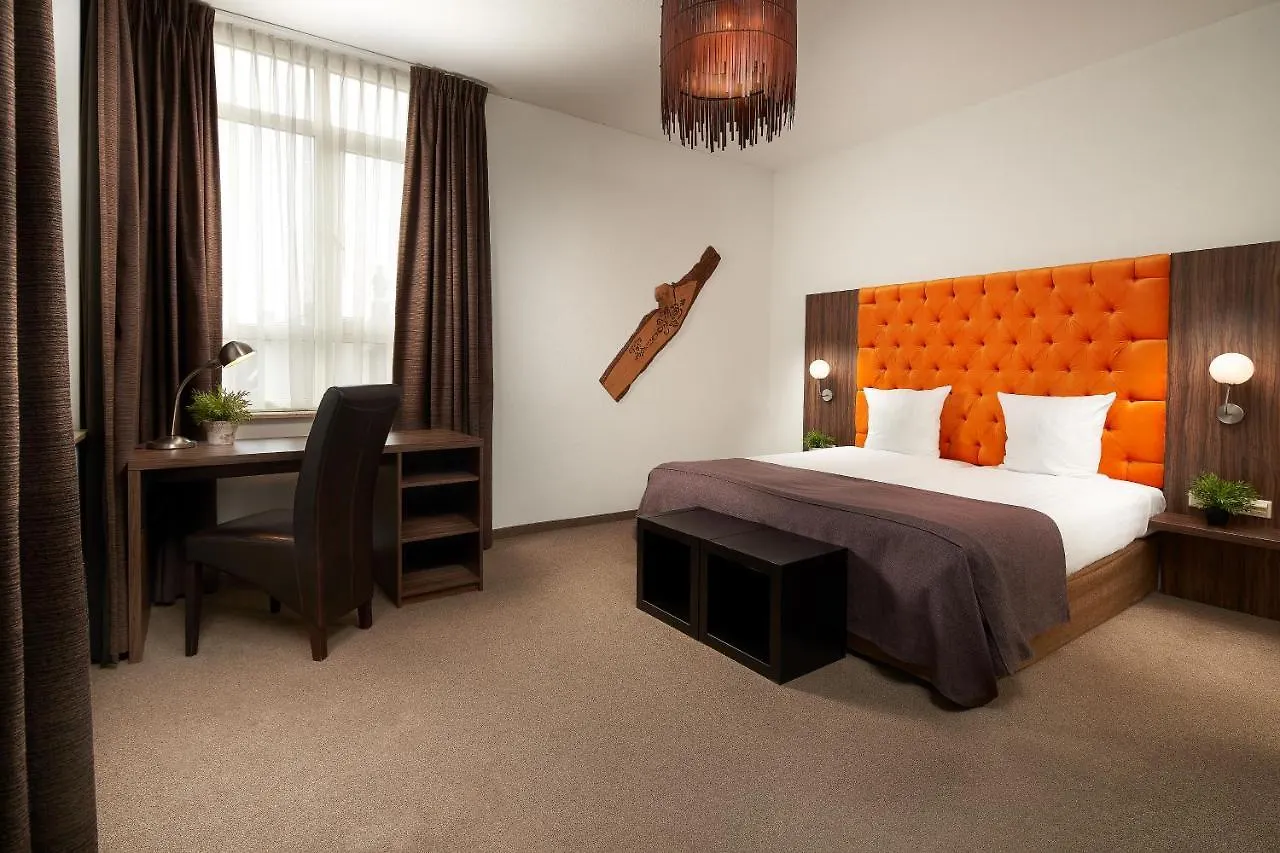 Hotel La Reine Eindhoven 3*,  Netherlands